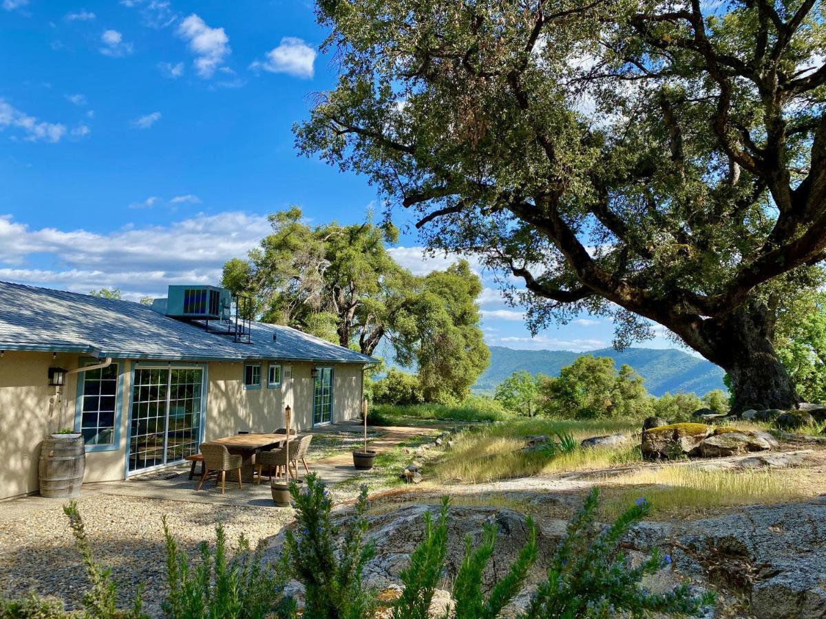 Family Farmhouse By Casa Oso With Views And Spa Ahwahnee Exterior photo