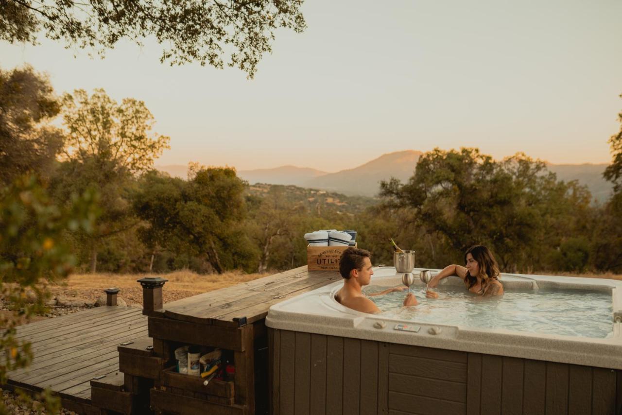 Family Farmhouse By Casa Oso With Views And Spa Ahwahnee Exterior photo